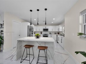 5501 Mckinley St, Hollywood FL 33021