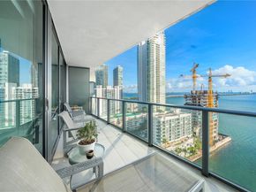 460 NE 28th St 2006, Miami FL 33137