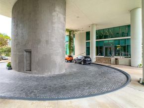 460 NE 28th St 2006, Miami FL 33137