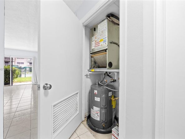 4200 NW 3rd Ct 116, Plantation FL 33317