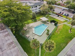 4200 NW 3rd Ct 116, Plantation FL 33317