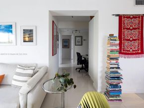 500 Bayview Dr 221, Sunny Isles Beach FL 33160