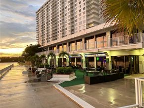 500 Bayview Dr 221, Sunny Isles Beach FL 33160