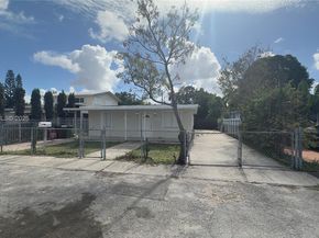 580 E 47th St, Hialeah FL 33013