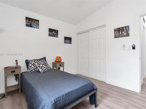 658 SW 1st Ct, Boynton Beach FL 33426