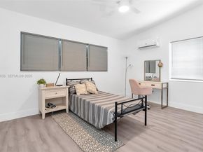 658 SW 1st Ct, Boynton Beach FL 33426