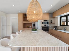 10945 SW 75th Ct, Pinecrest FL 33156