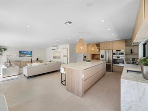 10945 SW 75th Ct, Pinecrest FL 33156