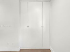 10945 SW 75th Ct, Pinecrest FL 33156