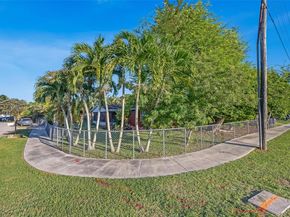 1798 SW 4th St, Homestead FL 33030