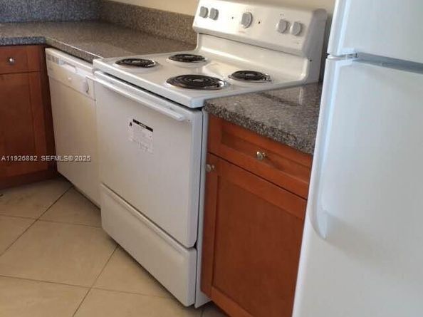 9375 Fontainebleau Blvd L423, Miami FL 33172