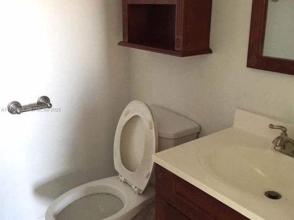 9375 Fontainebleau Blvd L423, Miami FL 33172