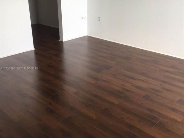 9375 Fontainebleau Blvd L423, Miami FL 33172