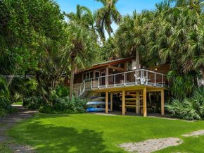 3585 Anchorage Way, Miami FL 33133