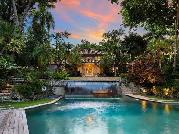 3585 Anchorage Way, Miami FL 33133