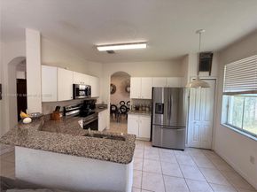 11010 NW 87th St, Doral FL 33178