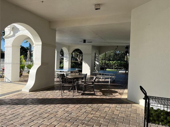 11010 NW 87th St, Doral FL 33178
