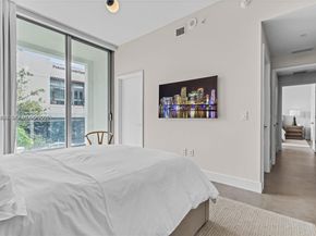 650 NE 32nd St BH6, Miami FL 33137