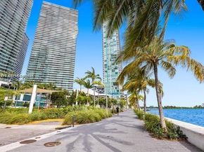 650 NE 32nd St BH6, Miami FL 33137