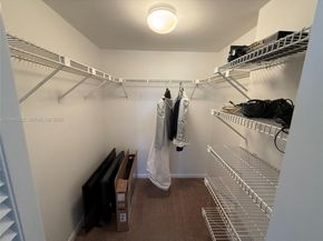 1000 Colony Point Cir 303, Pembroke Pines FL 33026