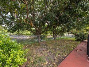 8051 NW 47th Ct, Lauderhill FL 33351