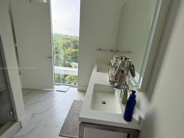 2000 Metropica Way 603, Sunrise FL 33323
