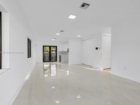 1520 NW 29th Ave, Miami FL 33125