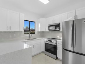 1520 NW 29th Ave, Miami FL 33125