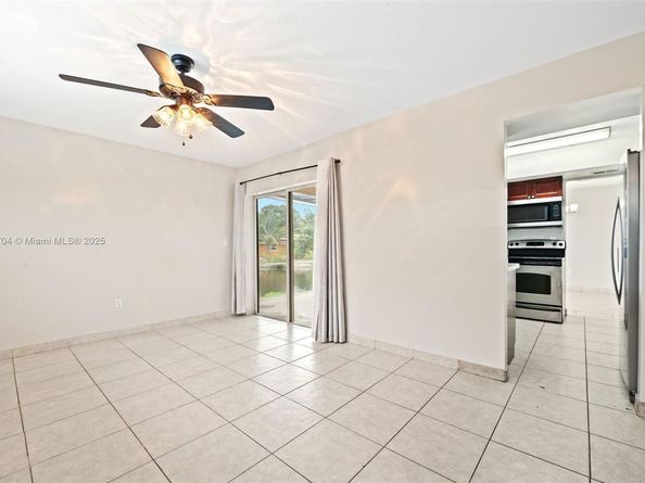 3813 S Lake Ter, Miramar FL 33023