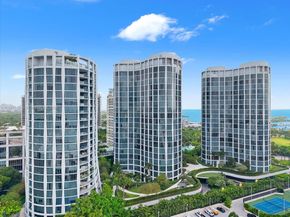 2811 S Bayshore Dr 4C, Miami FL 33133