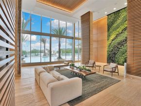 16385 NE Biscayne Blvd 1601+2 Parkings, North Miami Beach FL 33160