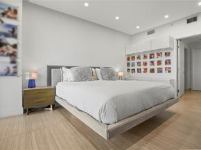 16385 NE Biscayne Blvd 1601+2 Parkings, North Miami Beach FL 33160
