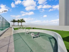 16385 NE Biscayne Blvd 1601+2 Parkings, North Miami Beach FL 33160