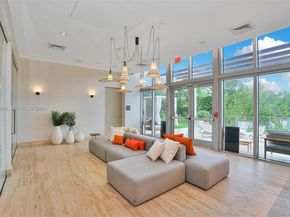 16385 NE Biscayne Blvd 1601+2 Parkings, North Miami Beach FL 33160