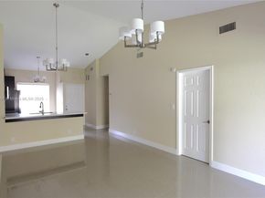 2720 S Oakland Forest Dr 1208, Oakland Park FL 33309