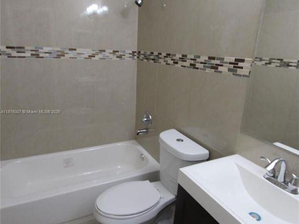 2720 S Oakland Forest Dr 1208, Oakland Park FL 33309