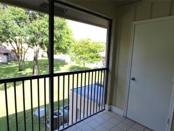 2720 S Oakland Forest Dr 1208, Oakland Park FL 33309