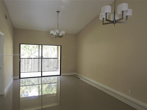 2720 S Oakland Forest Dr 1208, Oakland Park FL 33309