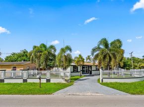 4465 SW 49th Ct, Dania Beach FL 33314