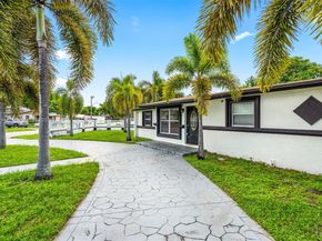 4465 SW 49th Ct, Dania Beach FL 33314