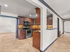 4465 SW 49th Ct, Dania Beach FL 33314