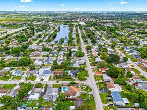 4465 SW 49th Ct, Dania Beach FL 33314