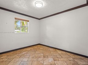 4465 SW 49th Ct, Dania Beach FL 33314