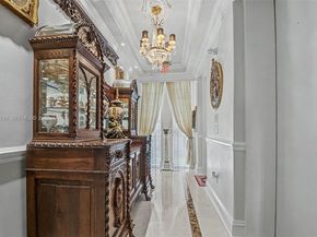 600 Coral Way 5, Coral Gables FL 33134