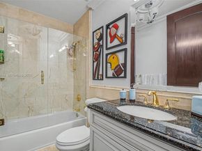 600 Coral Way 5, Coral Gables FL 33134