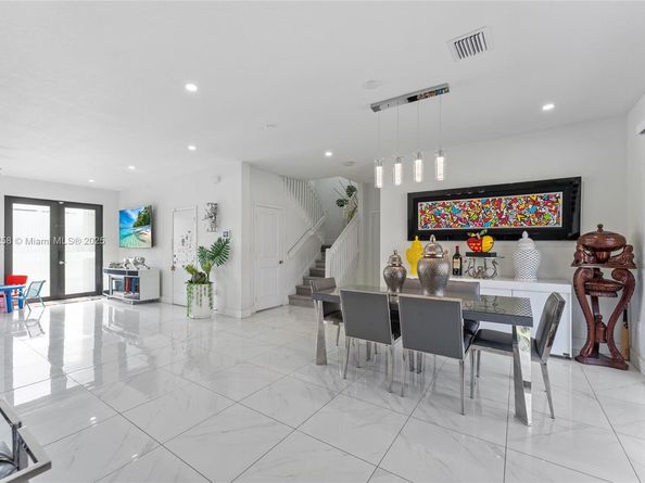 22610 SW 129th Ave, Miami FL 33170