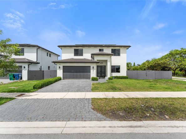 22610 SW 129th Ave, Miami FL 33170