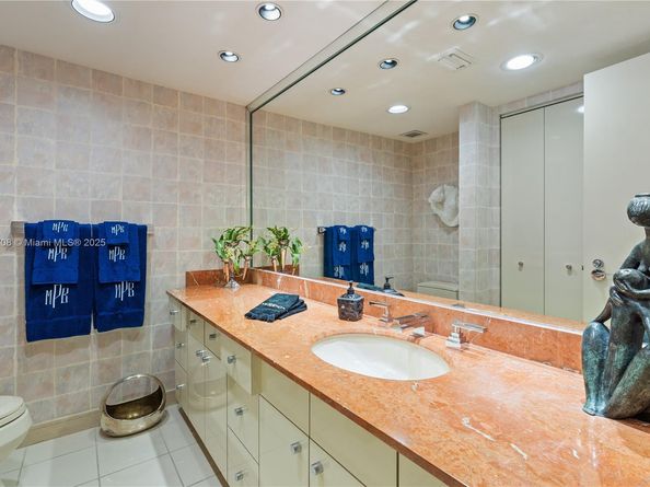 2200 S Ocean Ln 15011503, Fort Lauderdale FL 33316