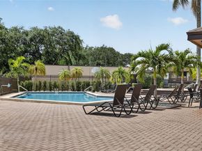 2360 Bayberry Dr 2360, Pembroke Pines FL 33024