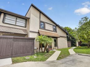 2360 Bayberry Dr 2360, Pembroke Pines FL 33024